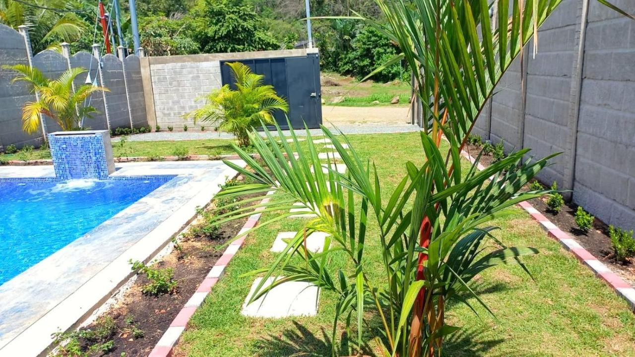 Casa Bahia Ale, Bahia Ballena ウビタ エクステリア 写真